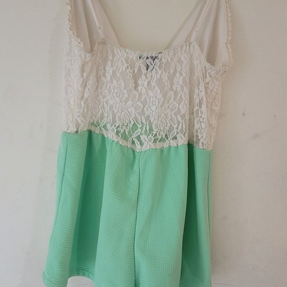 UK2LA Teal and White Laced Romper Size: Small - Picture 7 of 16